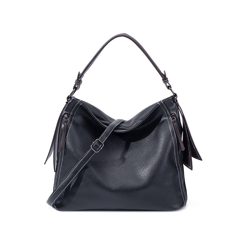 Damen Hobo-Tasche mit großzügigem Innenraum und eleganten Details Nord Taschen