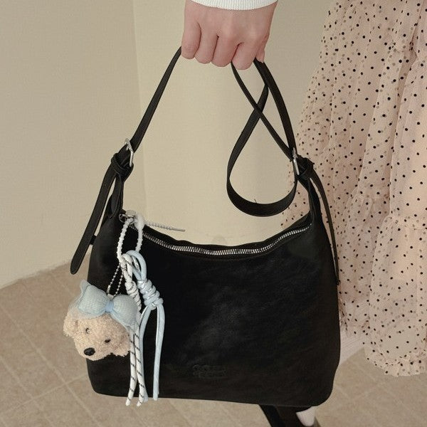 Damen Hobo Tasche mit charmantem Tieranhänger Nord Taschen