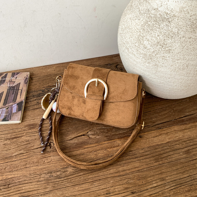 Damen elegante Umhängetasche mit stylischen goldenen Akzenten Nord Taschen