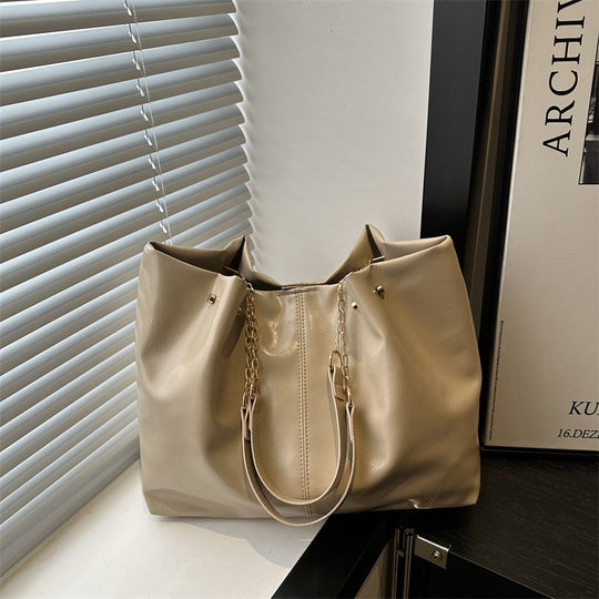 Damen elegante Shopper-Tasche mit luxuriösen Kettenverzierungen Nord Taschen