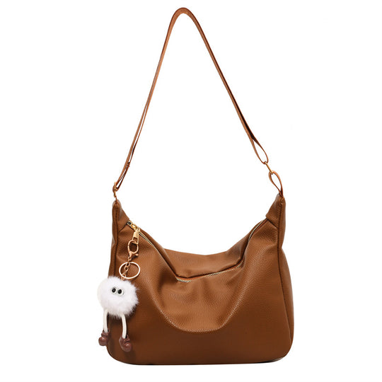 Damen Hobo-Handtasche mit robustem Material und verspieltem Anhänger Nord Taschen