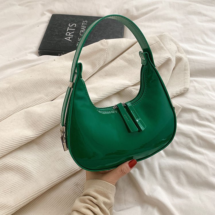 Damen Hobo-Tasche mit glänzender Oberfläche und einzigartigem Design Nord Taschen