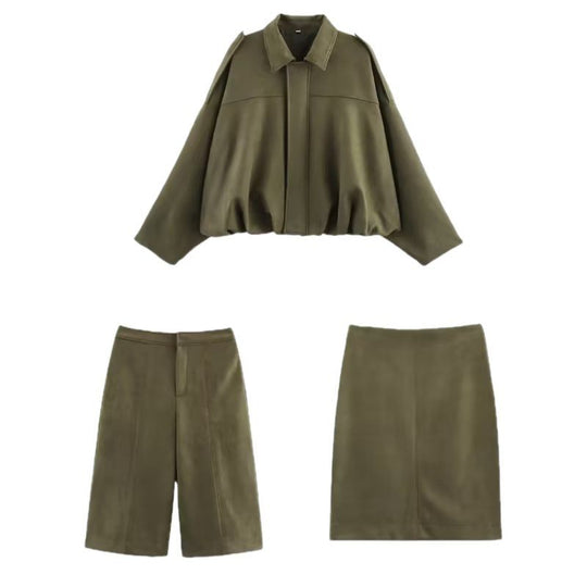 Damen Oversize-Suede-Blouson mit verkürztem Saum und Schulterklappen Nord Taschen