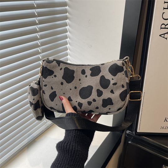Damen Umhängetasche mit modischem Tiermotiv und abnehmbarem Kosmetiktäschchen Nord Taschen