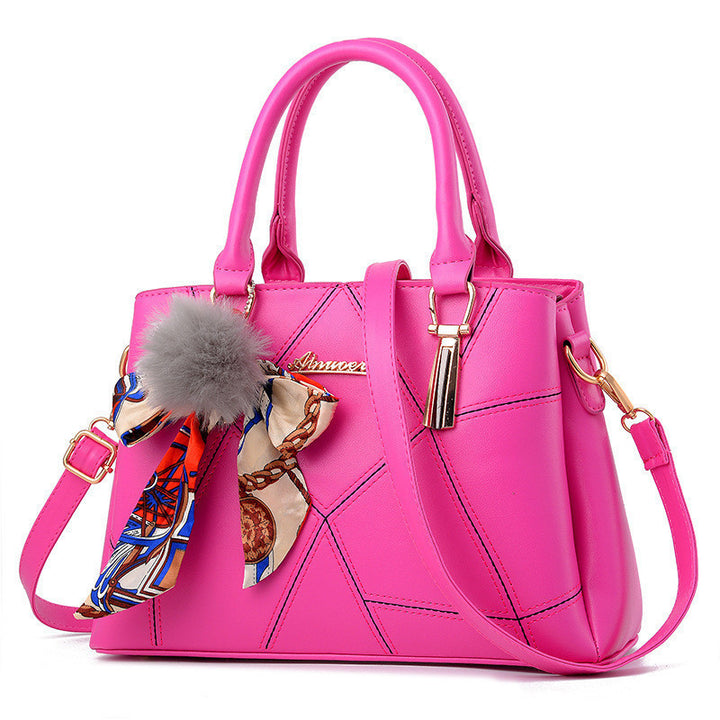 Damen Handtasche mit elegantem geometrischem Design und verspieltem Schal Nord Taschen