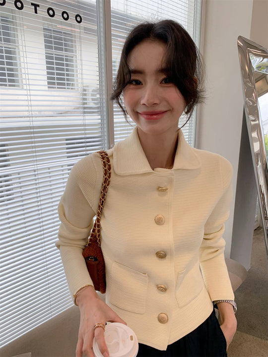 Damen Strukturierte Strickjacke-Blazer mit goldenen Zierknöpfen und aufgesetzten Taschen Nord Taschen