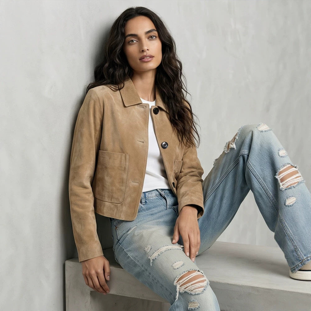Damen Kurze Velourslederjacke im Clean-Cut mit aufgesetzten Taschen Nord Taschen