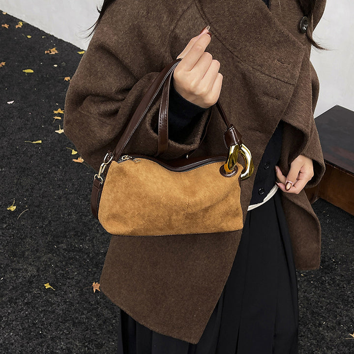 Damen Umhängetasche aus hochwertigem Wildleder mit elegantem Glanz Nord Taschen