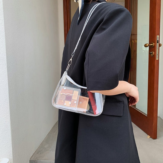 Damen Umhängetasche mit elegantem Schnitt und praktischem Schulterriemen Nord Taschen