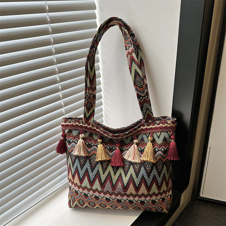 Damen Tragetasche mit stylishen Quasten und modernem Zickzackdesign Nord Taschen