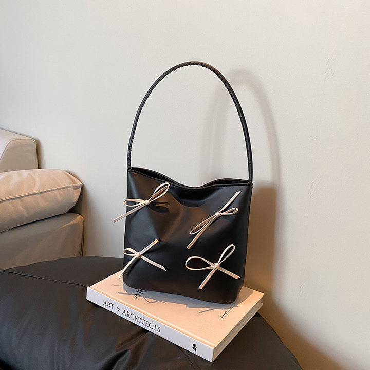 Damen Henkeltasche mit dekorativen Schleifendetails Nord Taschen