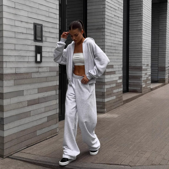 Damen extraweites Relaxed-Fleece-Set mit überlanger Kapuzenzipjacke und fließender Hose mit hohem Bund Nord Taschen