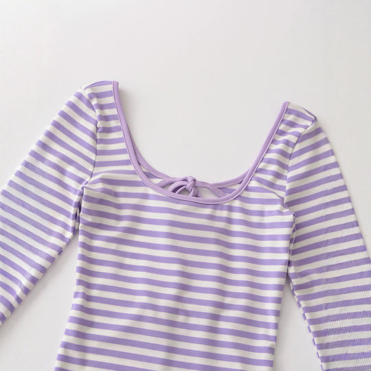 Damen Gestreiftes Langarmshirt mit tiefem Rundhalsausschnitt und Zierschleife Nord Taschen
