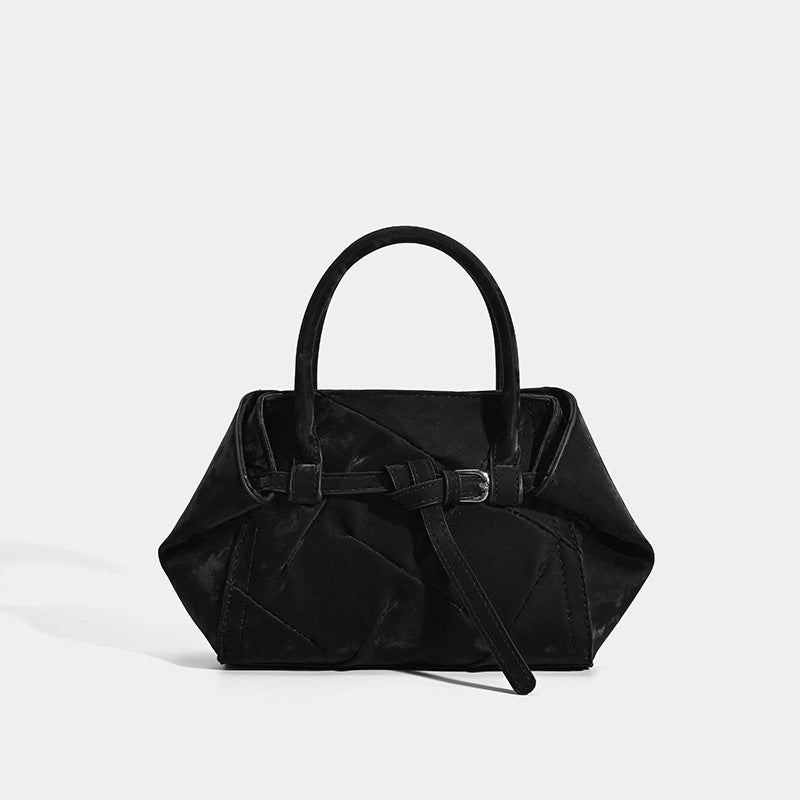 Damen Henkeltasche mit elegantem Faltendesign und luxuriösem Kettenakzent Nord Taschen