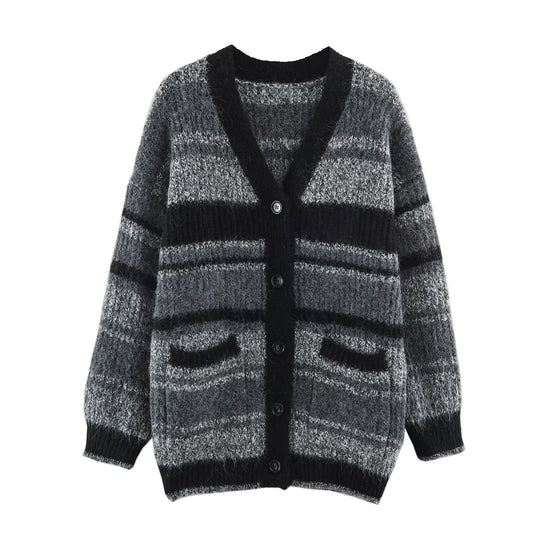 Damen Oversize Strickcardigan mit V-Ausschnitt, Streifenmuster und aufgesetzten Taschen Nord Taschen