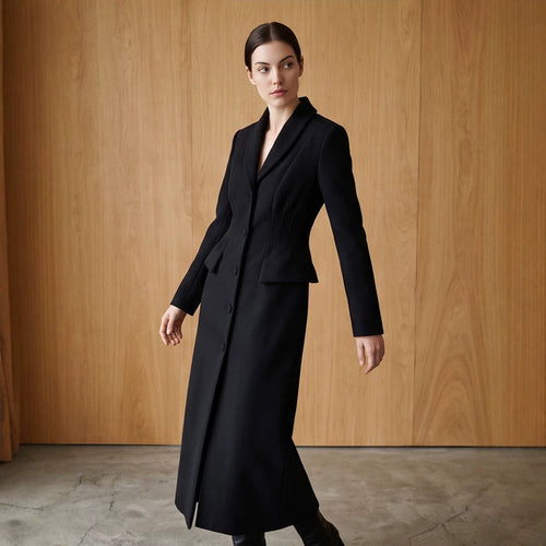 Damen Taillierter Longcoat mit Schalkragen und figurformenden Abnähern Nord Taschen