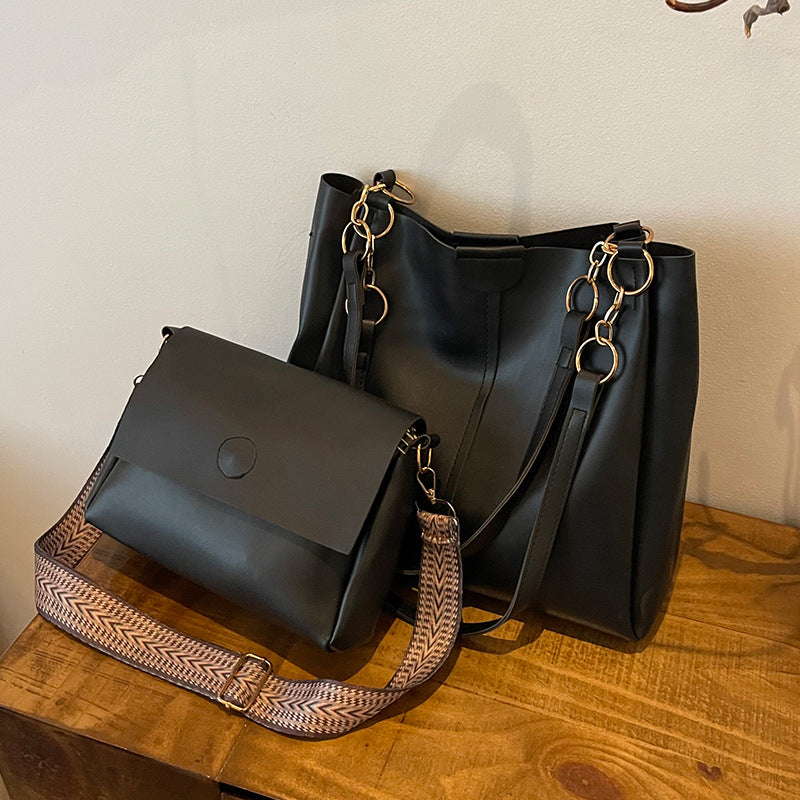 Damen vielseitige Handtasche mit abnehmbarem Schultergurt und eleganter Kettenverzierung Nord Taschen