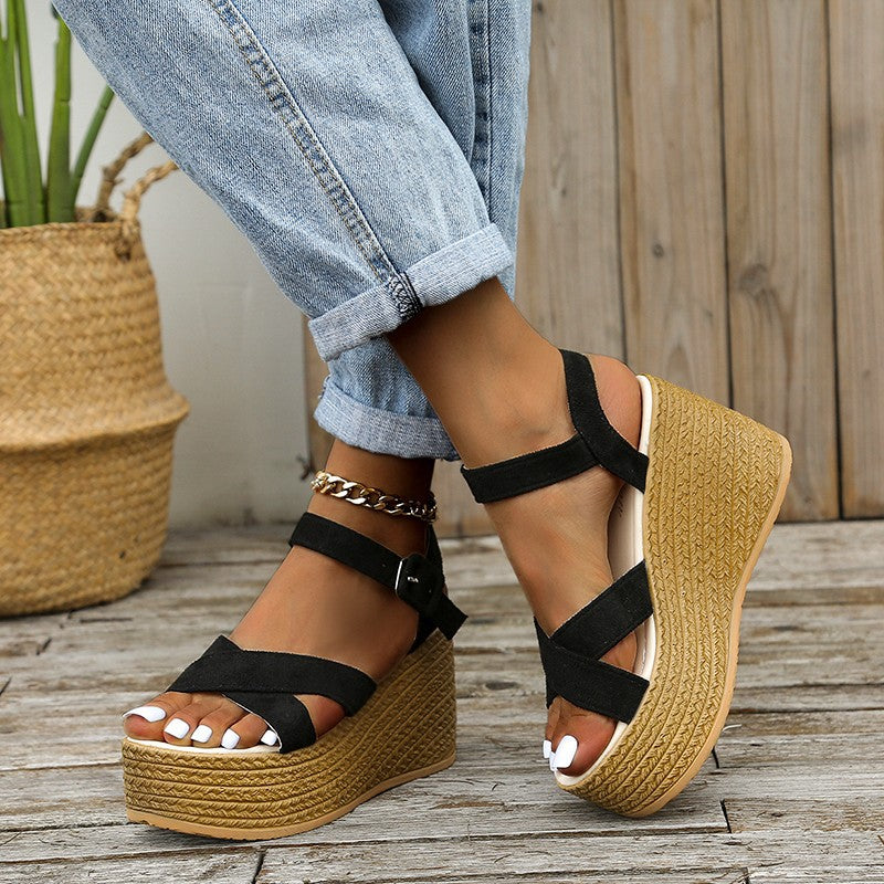 Damen Keil-Sandalen mit modischem Überkreuzriemen und rutschfester Sohle