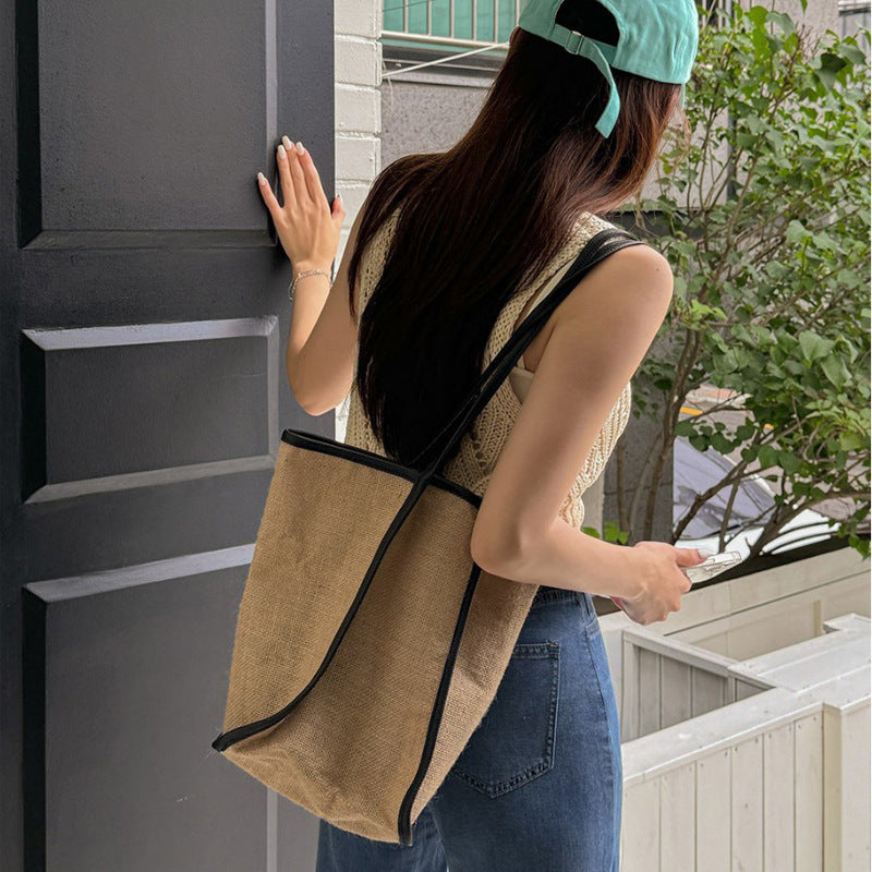 Damen Shopper-Tasche aus robustem Material mit praktischem Innenfächersystem Nord Taschen