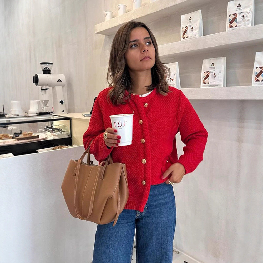 Damen Strukturierter Strickcardigan mit Zopfmuster und goldenen Zierknöpfen Nord Taschen