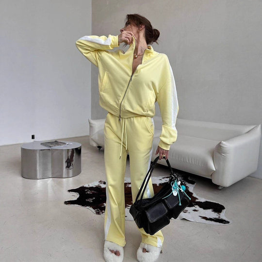 Damen lässiges Zweiteiler-Set mit Stehkragen-Zipjacke und locker geschnittener Tunnelzughose Nord Taschen