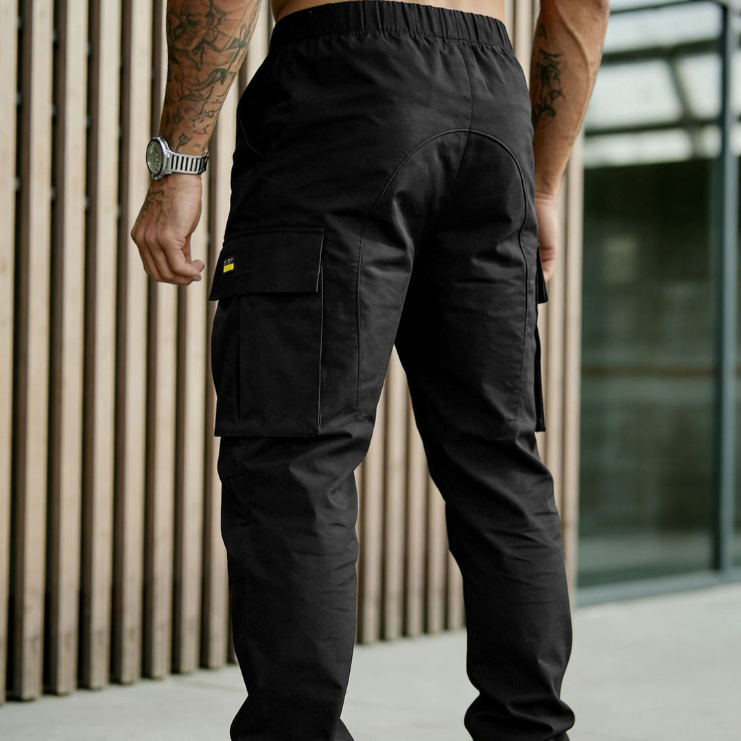 Herren Cargohose mit konisch zulaufendem Bein und Multifunktions‑Taschen Nord Taschen