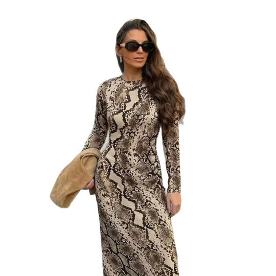 Damen Figurbetontes Midikleid mit Schlangenprint, taillierter Drapierung und Langarm-Schnitt Nord Taschen