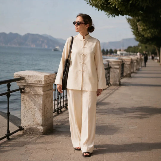 Damen Mandarin-Kragen Tunikajacke mit Knotenverschlüssen und weiter Palazzo-Hose Nord Taschen