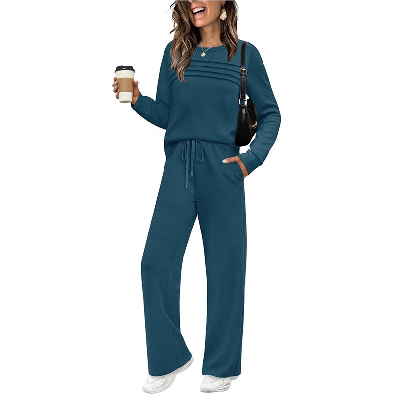Damen Lounge-Set aus weichem Sweatstoff mit gerafftem Oberteil und weit geschnittenen Jogginghosen Nord Taschen