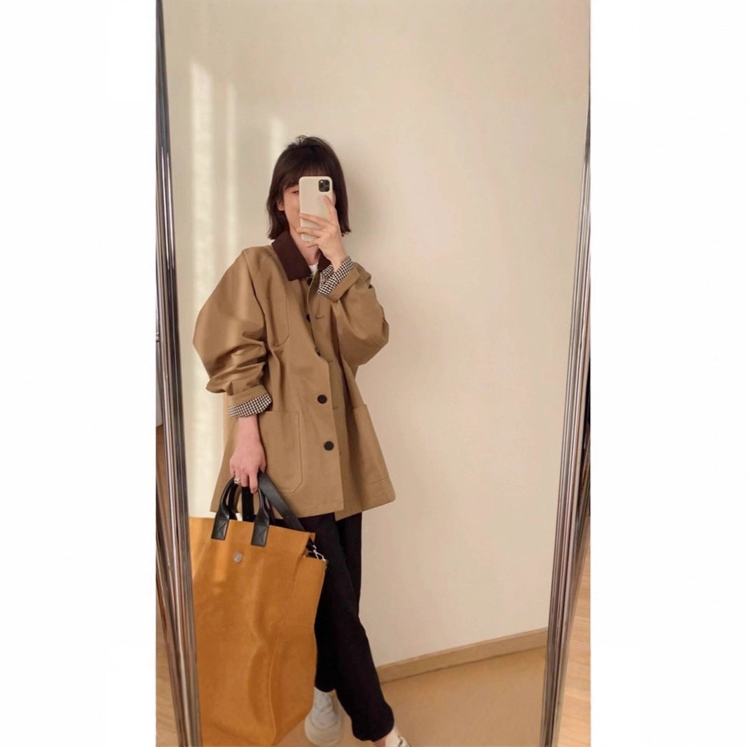 Damen Weite Kurzjacke im Caban-Stil mit Kontrastkragen Nord Taschen