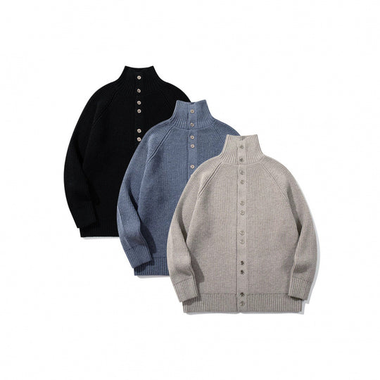 Herren grobgestrickter Knopfcardigan mit hohem Rollkragen und Raglanärmeln Nord Taschen