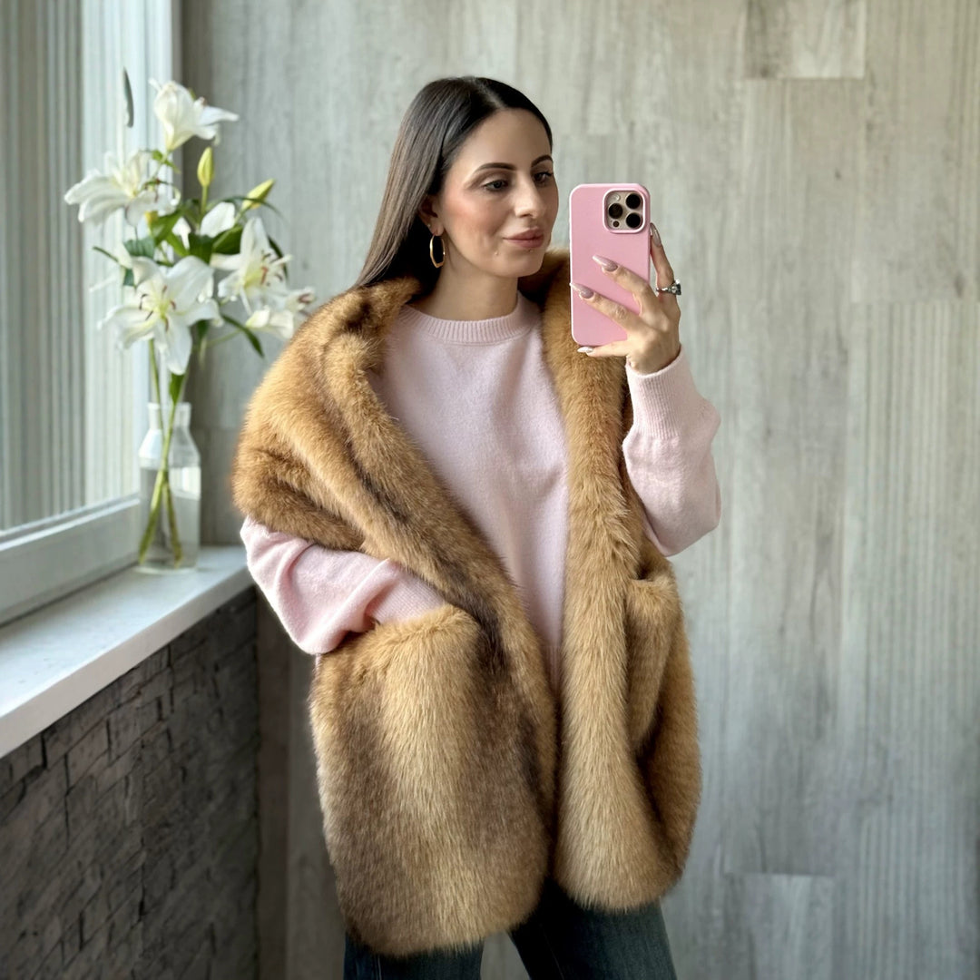 Damen Luxuriöse lange Kunstpelz‑Stola mit voluminösem Schalkragen Nord Taschen