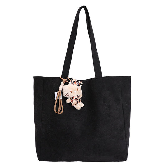 Damen stilvolle Schultertasche aus hochwertigem Wildleder mit süßem Anhänger Nord Taschen
