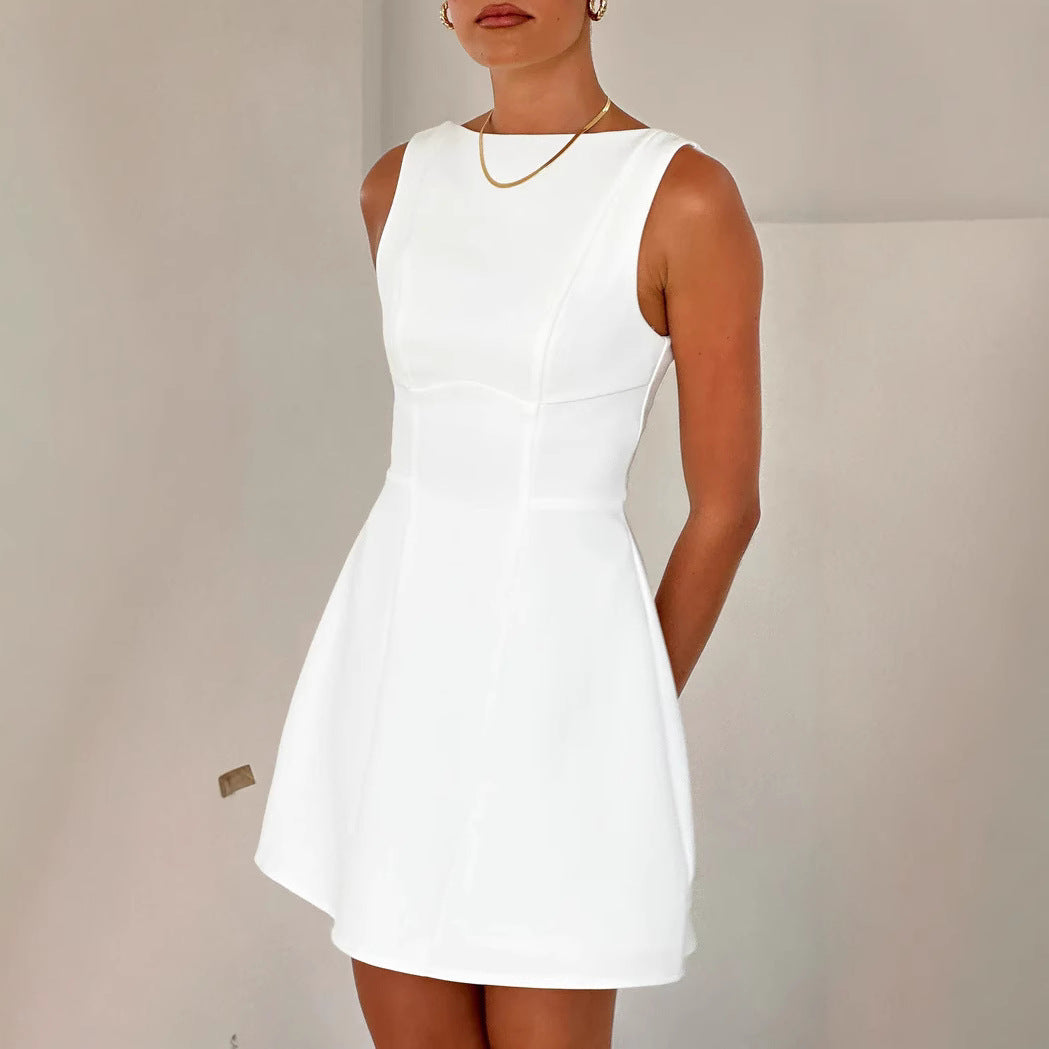 Damen Elegantes kurzärmeliges Kleid mit figurbetonter Silhouette und schwingendem Rock Nord Taschen