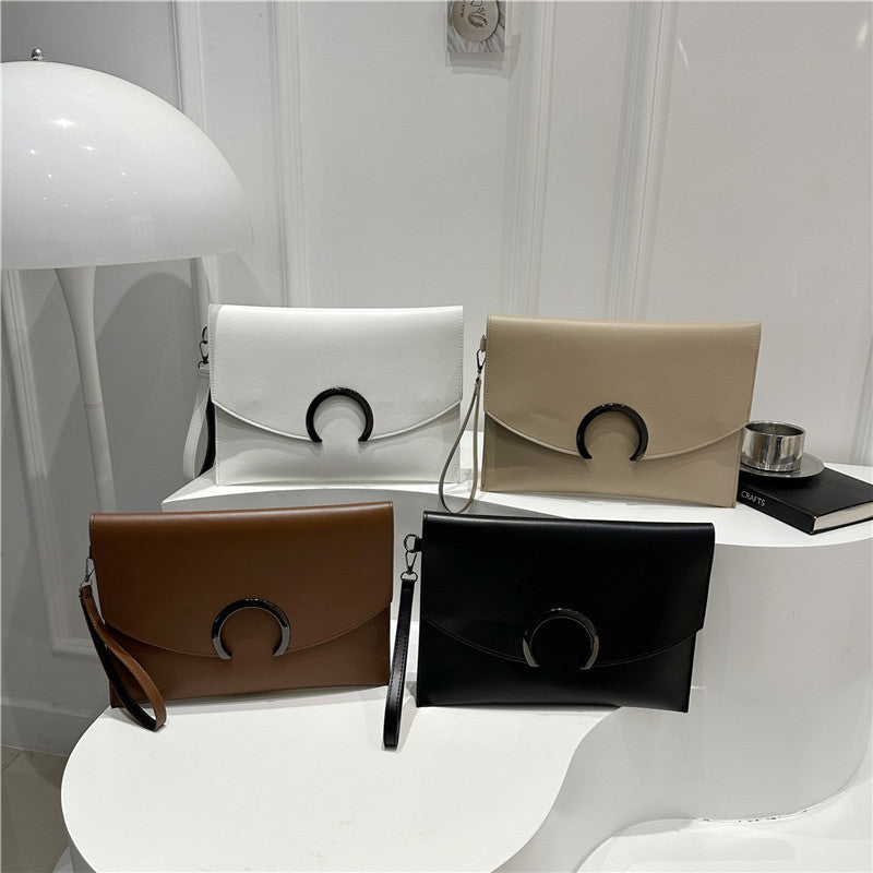 Damen elegante Clutch-Tasche mit künstlerischem Metallverschluss Nord Taschen