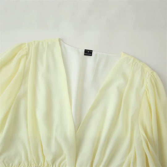 Damen Chiffon‑Minikleid mit V‑Ausschnitt, langen Ärmeln und mehrlagigen Volants Nord Taschen
