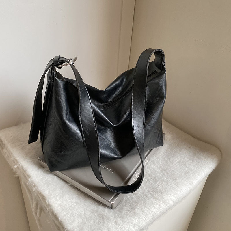 Damen Umhängetasche aus weichem, hochwertigem Leder mit elegantem Design Nord Taschen