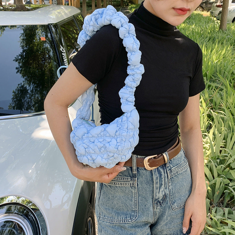 Damen modische Schultertasche mit gepolsterter Struktur und elegantem Tragegriff Nord Taschen
