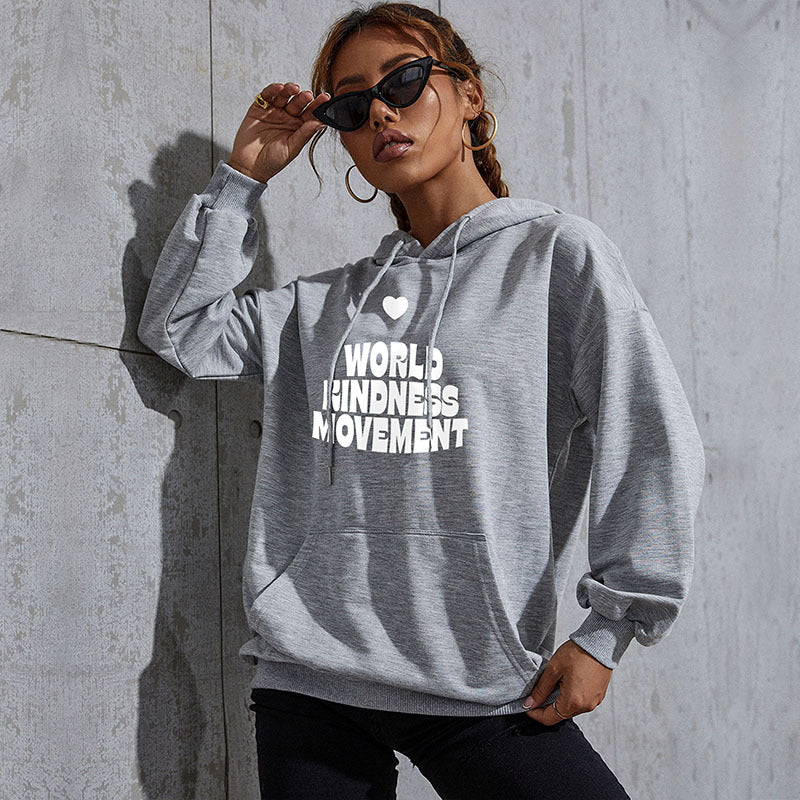 Damen Lässiger Oversize-Kapuzenpullover mit Statement-Print, Kängurutasche und Rippbündchen Nord Taschen