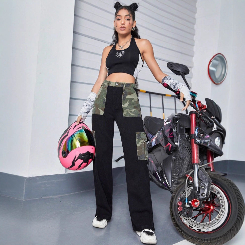 Damen High-Waist Cargo-Jeans mit Camouflage-Einsätzen und weitem Bein Nord Taschen