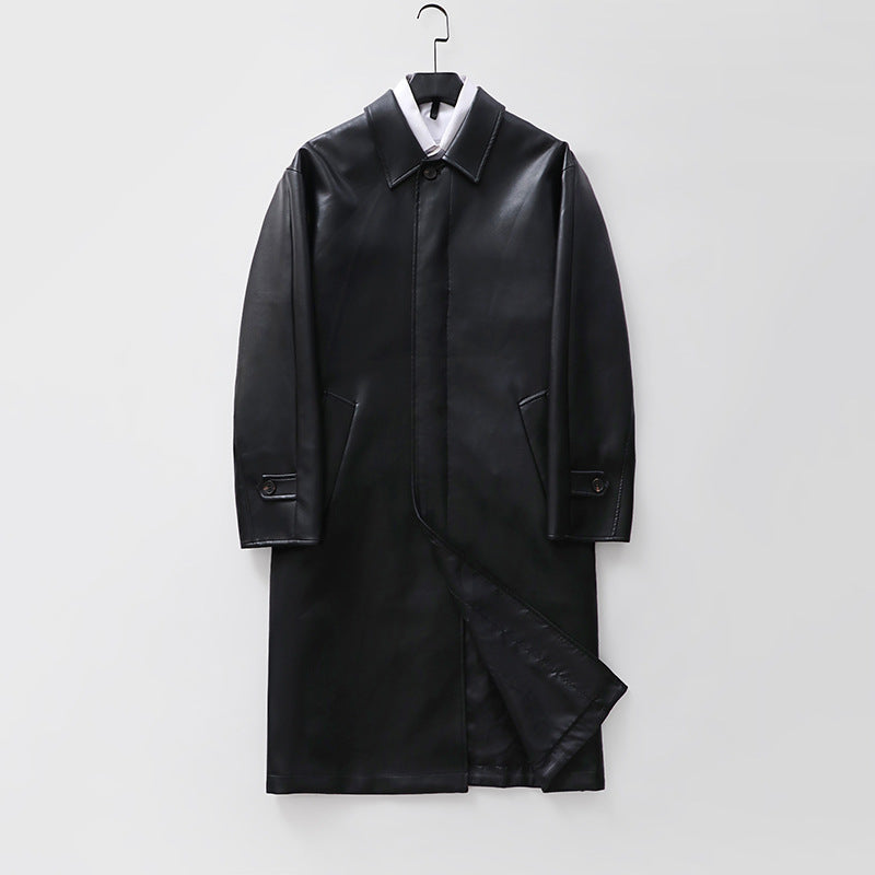 Herren langer minimalistischer Kunstleder-Mantel mit Hemdkragen, verdeckter Knopfleiste und geradem Schnitt Nord Taschen