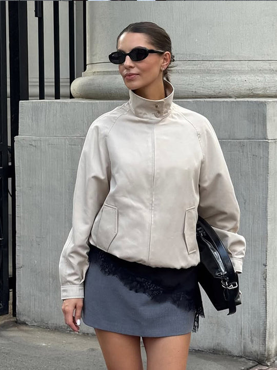 Damen Leichter taillierter Cropped-Bomber mit hohem Stehkragen und Raglanärmeln Nord Taschen