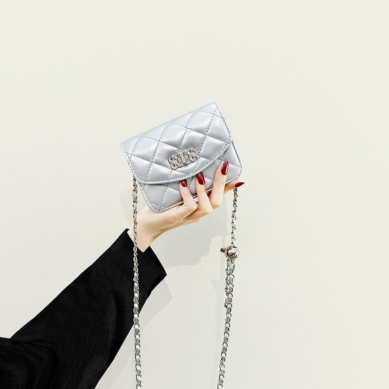 Damen Clutch-Tasche mit elegante Steppung und funkelndem Verschluss Nord Taschen