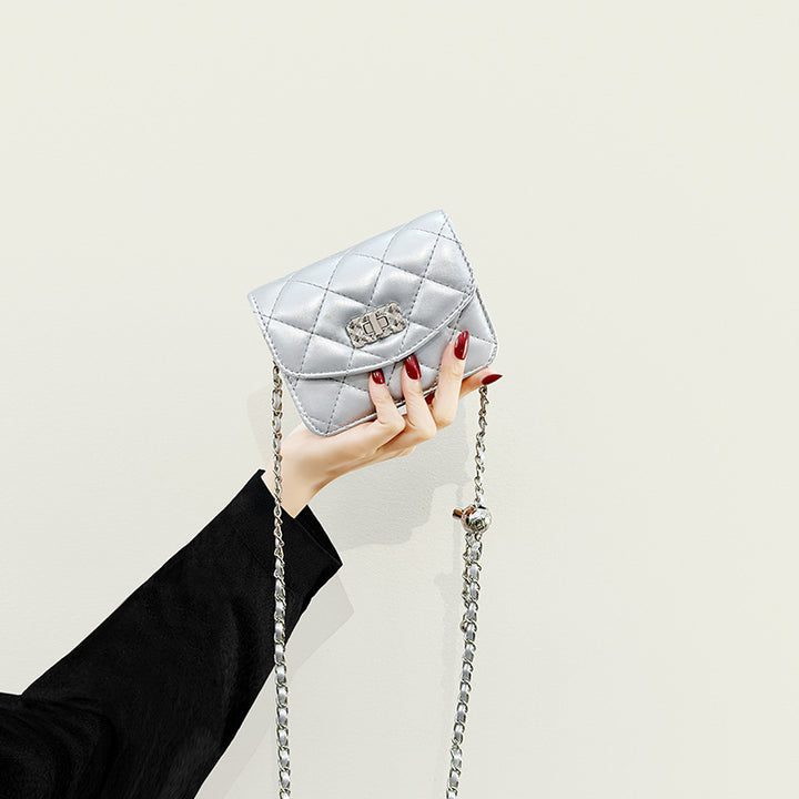 Damen Clutch-Tasche mit elegante Steppung und funkelndem Verschluss Nord Taschen