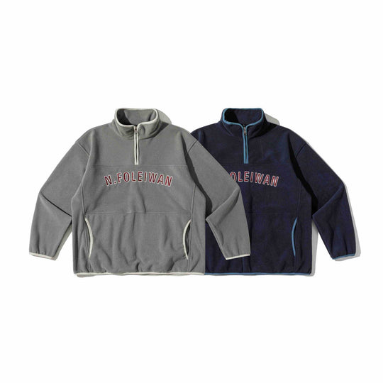 Unisex Fleece-Pullover mit halbhohem Reißverschluss, Kängurutasche und Collegestyle-Stick Nord Taschen