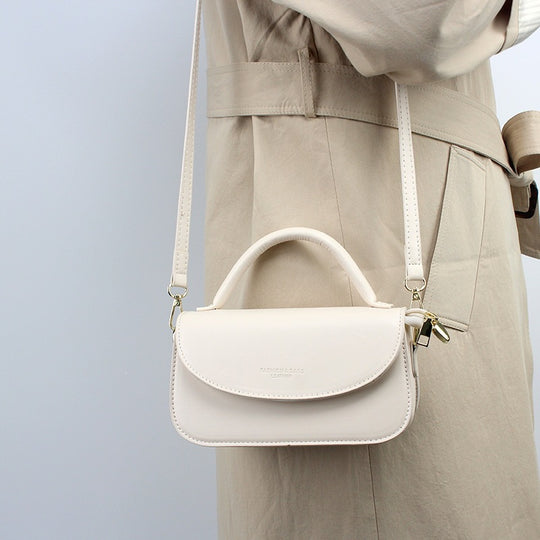 Damen elegante Umhängetasche mit dekorativem Henkel und verstellbarem Schulterriemen Nord Taschen