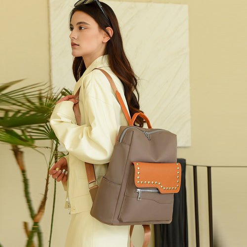 Damen modischer Backpack mit eleganten Nietenakzenten Nord Taschen