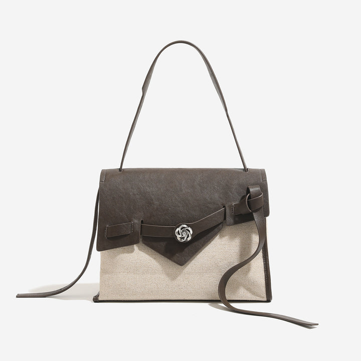 Damen Umhängetasche mit eleganter Klappenöffnung und dekorativen Akzenten Nord Taschen