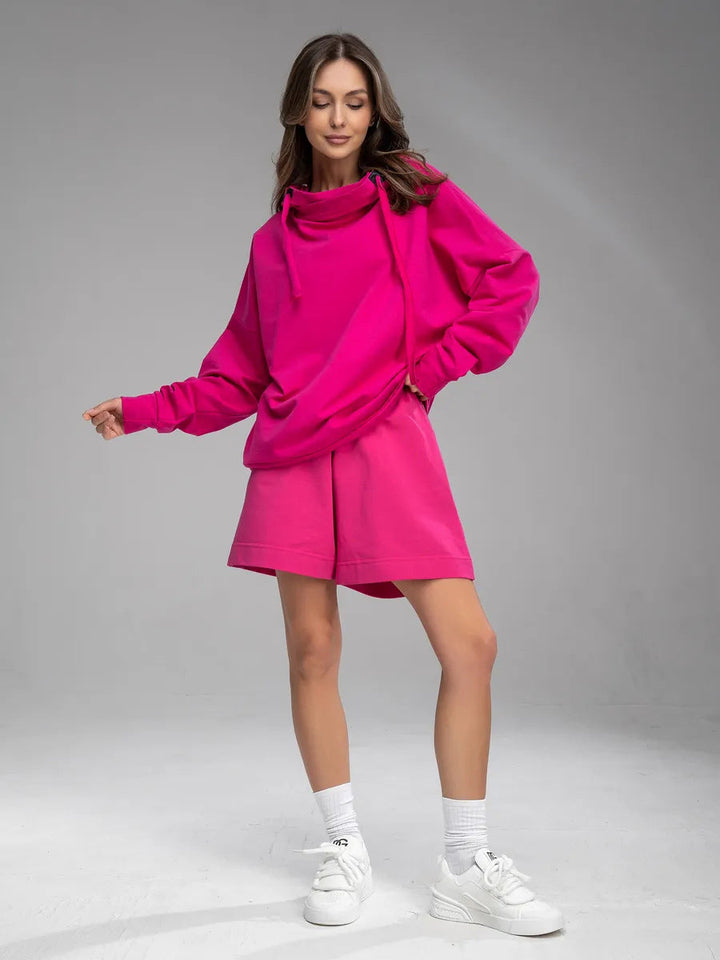 Damen lässiges Oversized Hoodie und Shorts Set Nord Taschen