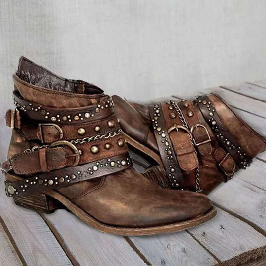 Damen Western‑Ankleboots mit dekorativen Schnallenriemen, Nieten und Ketten Nord Taschen